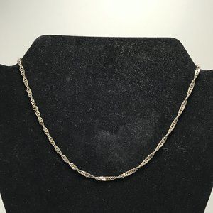 18" Sterling Silver Singapore Necklace